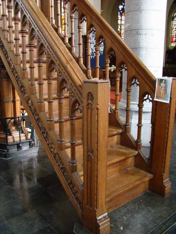 La chaire avant la reconstruction